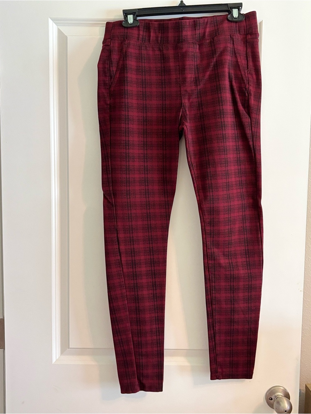 Liverpool Burgundy Plaid Cropped Ankle Pants